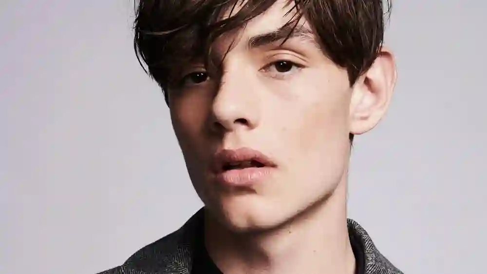 Louis Partridge